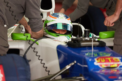 Simona de Silvestro teste pour Sauber