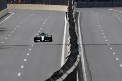 Lewis Hamilton, Mercedes-AMG F1 W09 EQ Power+