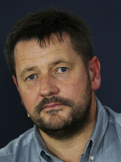 Paul Hembery lors de la conférence de presse FIA