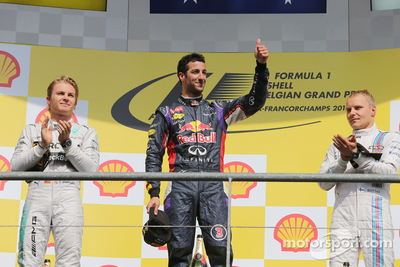 Podium: Sieger Daniel Ricciardo, 2. Nico Rosberg, 3. Valtteri Bottas