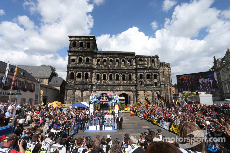Vincitori Thierry Neuville e Nicolas Gilsoul, Hyundai i20 WRC, Hyundai Motorsport