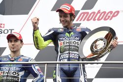 Podium: race winner Valentino Rossi, second place Jorge Lorenzo