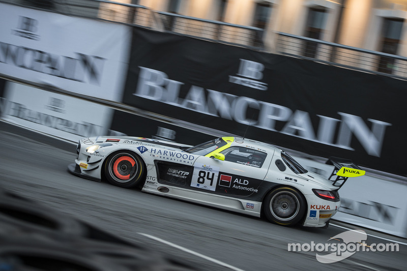 #84 HTP Motorsport 梅赛德斯 SLS AMG GT3: 马克西米利安·格策, 马克西米利安·布克