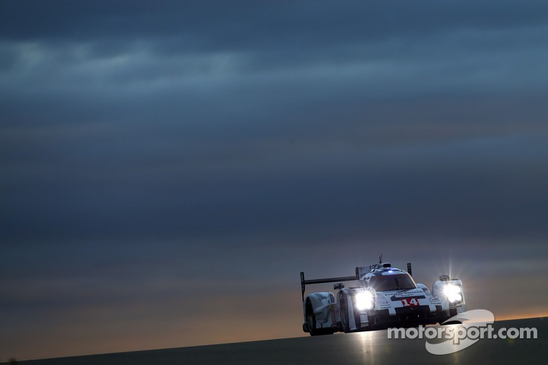 #14 Porsche Team Porsche 919 Hybrid testing