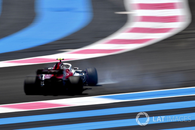 Charles Leclerc, Sauber C37 spins