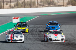 #60 Speedlover Porsche 991 Cup: Philippe Richard, Pierre-Yves Paque, Vincent de Spriet, Yves Noel, #11 Fach Auto Tech Porsche 997 GT3 R: Marcel Wagner, Heinz Bruder, Erwin Keller, Heinz Arnold, Matteo Cairoli