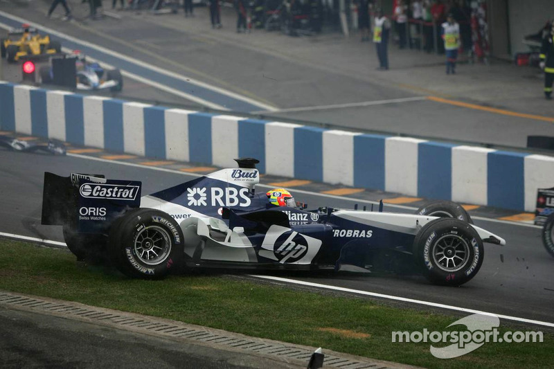 Outro brasileiro tentava se destacar: Antonio Pizzonia. Porém, ele não teve bons resultados e deixou a F1 ao fim daquele mesmo ano.