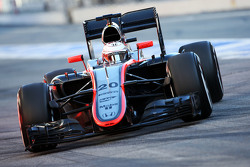 Kevin Magnussen, McLaren MP4-30 Piloto de reserva y pruebas