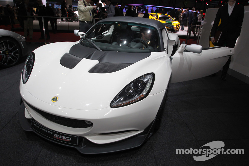 Lotus Elise S Cup at Geneva International Auto Show Lotus Elise S Cup at Geneva International Auto Show