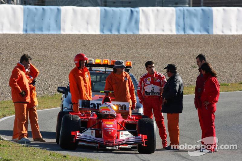 Ferrari, Marc Gene stopped, track