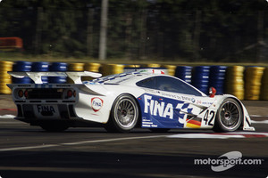 #42 Team BMW Motorsport McLaren F1 GTR BMW: JJ Lehto, Steve Soper, Nelson Piquet