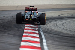 Pastor Maldonado, Lotus F1 E23