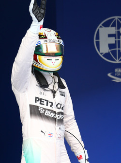 Lewis Hamilton, Mercedes AMG F1 s'adjuge la pole position