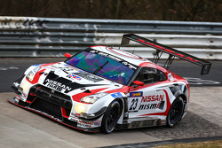 Nissan GT-R Nismo GT3 команды Nissan GT Academy Team RJN: Казуки Хошино, Ян Марденборо