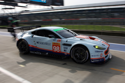 #98 Aston Martin Racing Aston Martin Vantage V8: Paul Dalla Lana, Pedro Lamy, Mathias Lauda