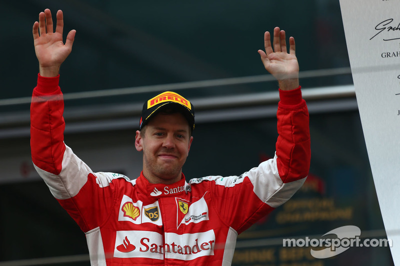 Terceiro lugar Sebastian Vettel Ferrari