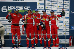 Podium GTE Pro : les vainqueurs Gianmaria Bruni, Toni Vilander, les troisièmes James Calado, Davide Rigon
