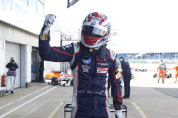 Vainqueur : George Russell, Carlin