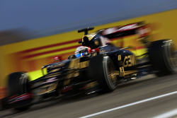 Romain Grosjean, Lotus F1 E23