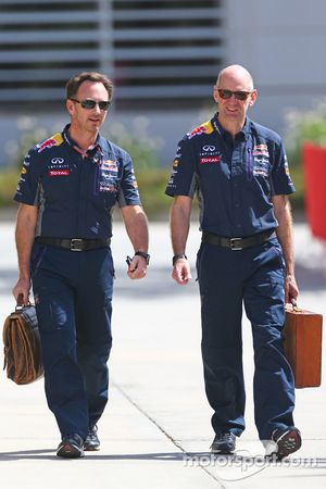 Christian Horner, de Red Bull Racing Team Principal con Adrian Newey, Red Bull Racing Director Técnico
