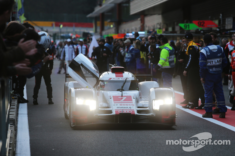 #7 奥迪运动车队，奥迪R18 e-tron quattro: Marcel Fassler, Andre Lotterer, Benoit Tréluyer