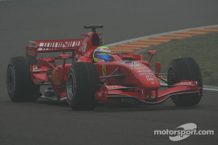 Felipe Massa prueba el Ferrari F2007
