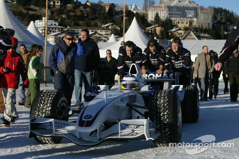 Nick Heidfeld drives a BMW Sauber F1 on the St Moritz horse racing on special spike tyres from Bridgestone