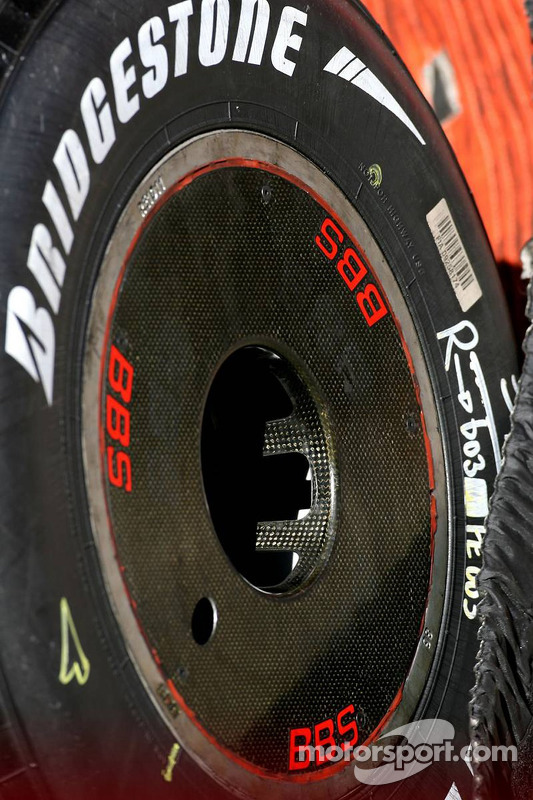 Шини Bridgestone