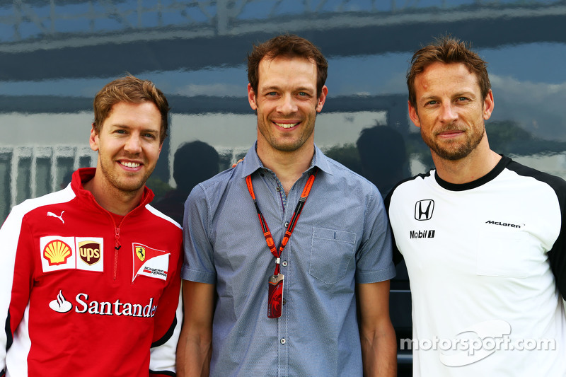 (L to R): Sebastian Vettel, Ferrari with Alexander Wurz, Williams Driver Mentor and Jenson Button, McLaren