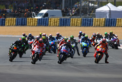 El inicio: Jorge Lorenzo, Yamaha Factory Racing, en la punta