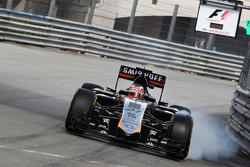 Nico Hulkenberg, Sahara Force India F1 VJM08 se bloquea en la frenada