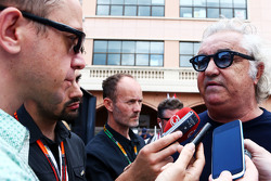 Flavio Briatore, met Jonathan Noble, Motorsport.com journalist