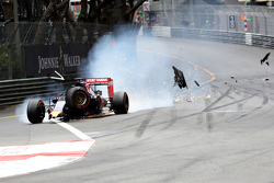 Авария Макса Ферстаппена, Scuderia Toro Rosso и Ромена Грожана, Lotus F1 Team