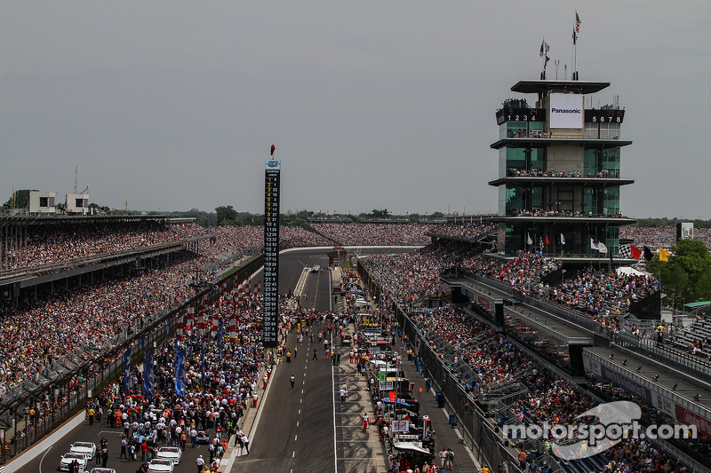 Pre-race grid