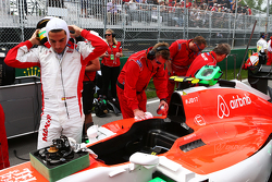 Roberto Merhi, Manor Marussia F1 Team, sur la grille
