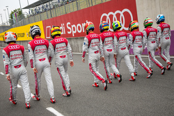 Audi Sport Team Joest : Marcel Fässler, Andre Lotterer, Benoit Tréluyer, Lucas di Grassi, Loic Duval, Oliver Jarvis, René Rast, Filipe Albuquerque, Marco Bonanomi