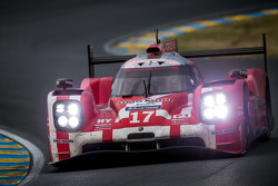 保时捷车队17号保时捷919 Hybrid赛车的:蒂莫·伯恩哈德、马克·韦伯、布兰登·哈特利