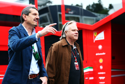 Гюнтер Штайнер, руководитель Haas F1, и президент Haas Automotion Джин Хаас