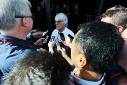Bernie Ecclestone, avec les médias