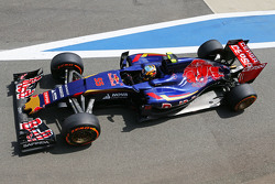 Карлос Сайнс мл., Scuderia Toro Rosso STR10