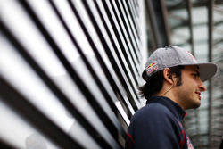 Карлос Сайнс мл., Scuderia Toro Rosso