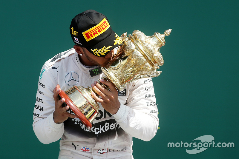 Race winner Lewis Hamilton, Mercedes AMG F1 Team