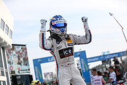 Le vainqueur Marco Wittmann, BMW Team RMG BMW M4 DTM