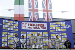 Podium LMP3 : les vainqueurs Chris Hoy, Charlie Robertson