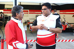Dilbagh Gill, Team Principal della Mahindra Racing con Anand Mahindra