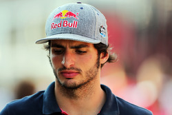 Карлос Сайнс мл., Scuderia Toro Rosso