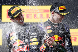 Tweede Daniil Kvyat, Red Bull Racing en derde Daniel Ricciardo, Red Bull Racing