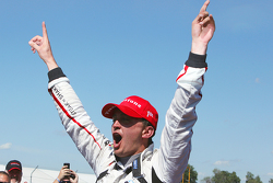 Победитель гонки - Грэм Рейхол, Rahal Letterman Lanigan Racing Honda празднует