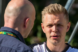 Kevin Magnussen, McLaren piloto de pruebas y de reserva