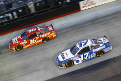 Greg Biffle, Roush Fenway Racing Ford and Ricky Stenhouse Jr., Roush Fenway Racing Ford